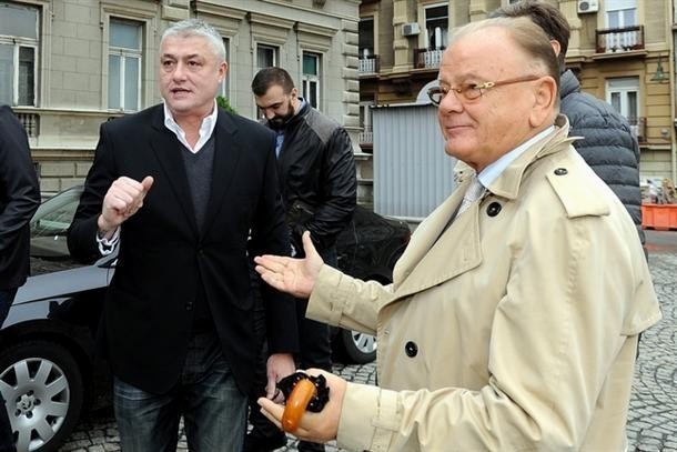 Moskovljani ukazali veliku čast legendama srpske košarke. Foto: MN Press