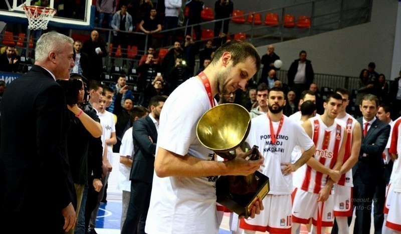 Saopštenje Crvene Zvezde: Ko je oskrnavio "Žućkovu levicu"?