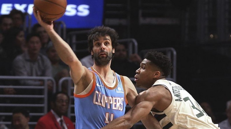 Miloš Teodosić se igrao, pa povredio, Nikola Jokić 29 poena