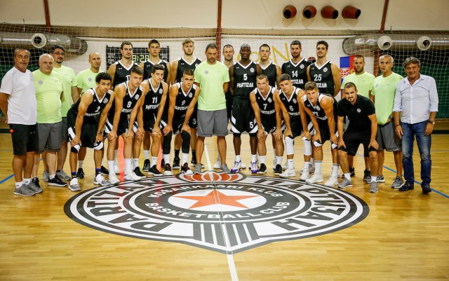 Mnogo je pitanja u Partizanu, ima li Čanak odgovore?
