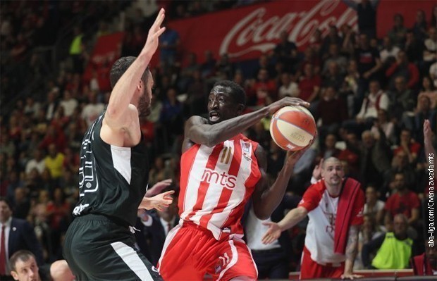 Crvena zvezda povela protiv Partizana u polufinalu ABA lige